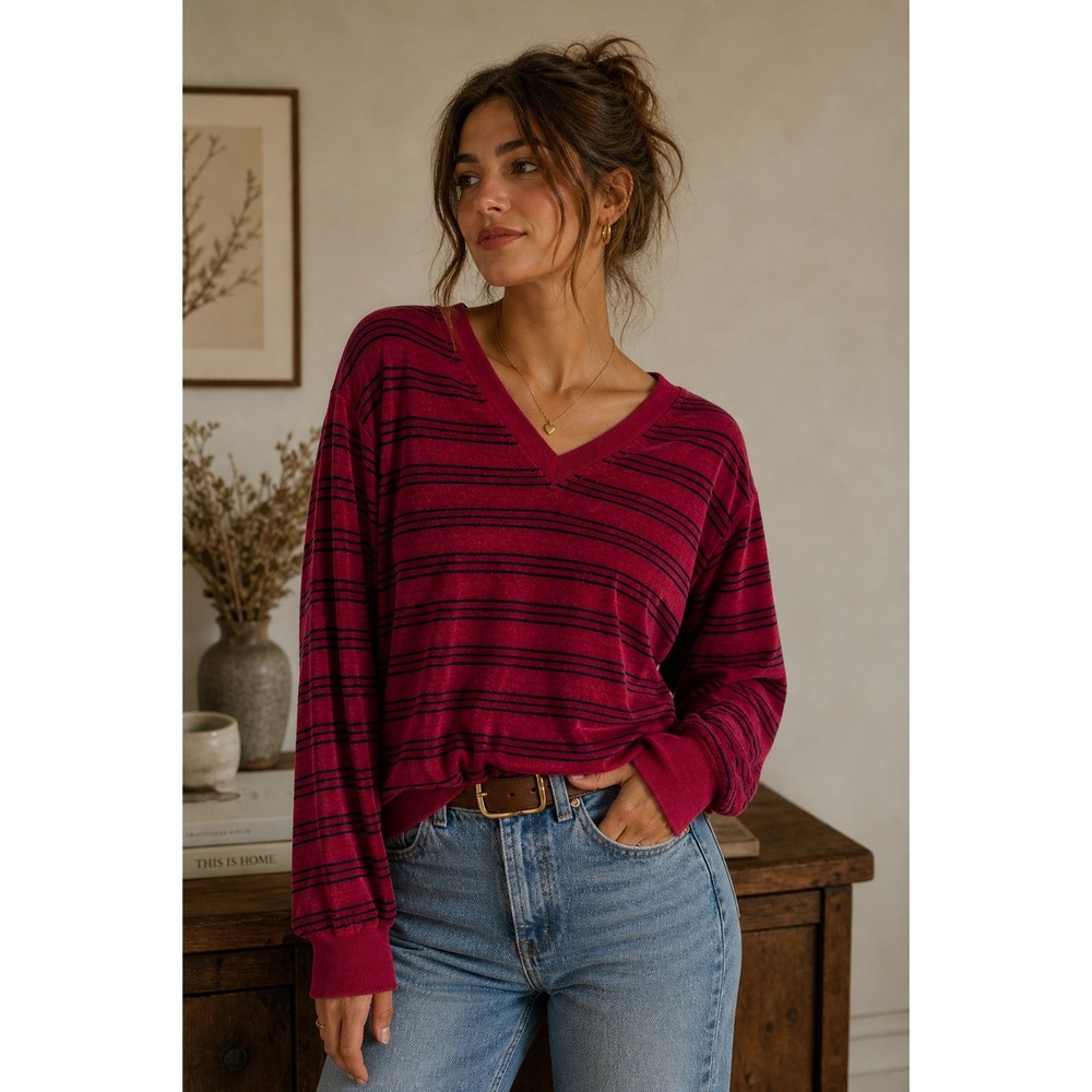 Vintage JCPenney The Fox Velour Striped V-Neck Pullover Red Black Large 80's JCP